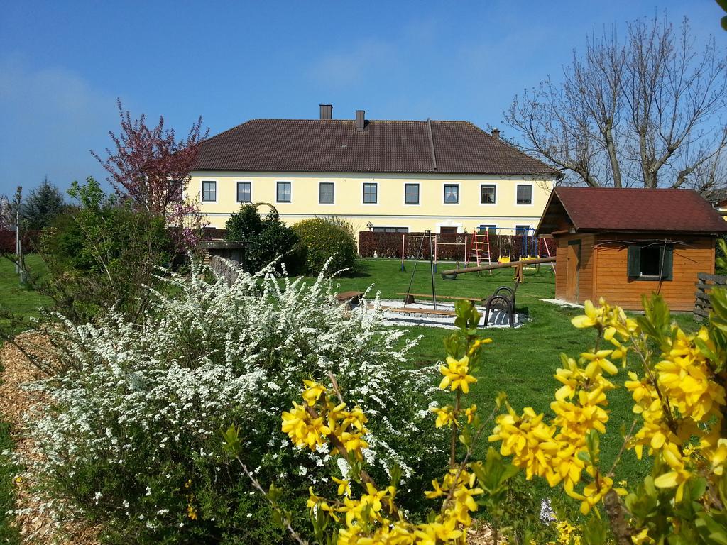 Familienbauernhof Strassbauer Βίλα Steinakirchen Am Forst Εξωτερικό φωτογραφία